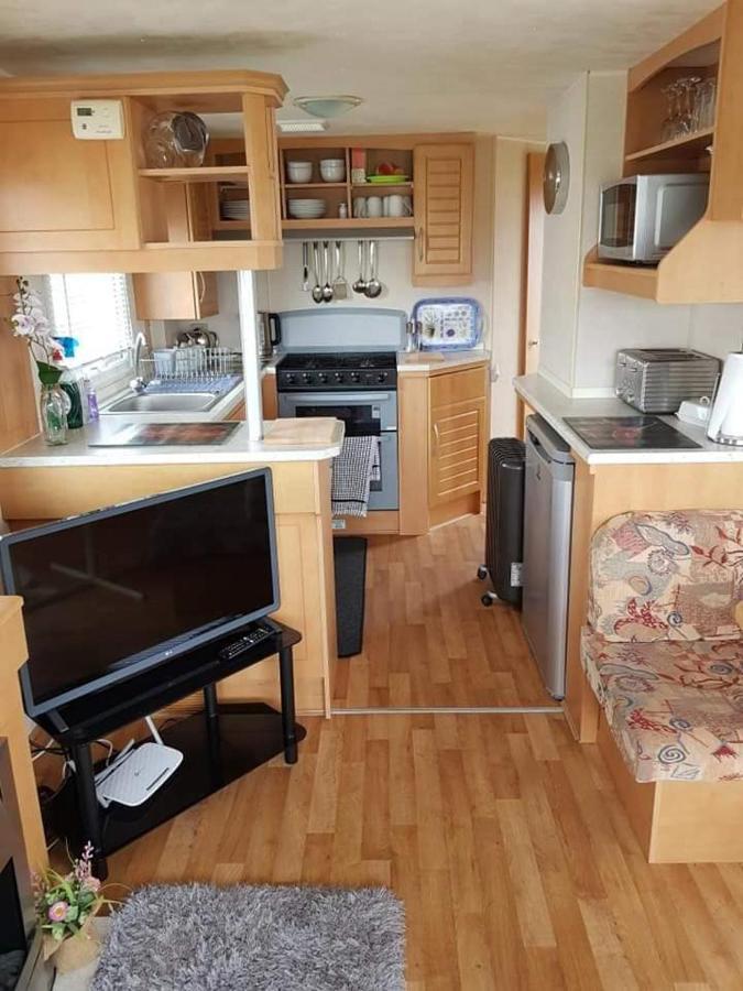 I 10 Caravan 4 Berth Chase Caravan Park Ingoldmells Eksteriør billede